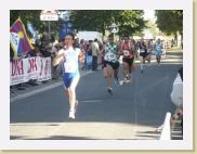 2006-10-08_10-18-39_10-km-selestat_200,0mm_1_500_eme_DiMAGE A2 * 2080 x 1560 * (2.75MB)